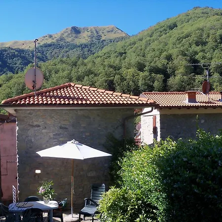 Casa O Holiday home Pescaglia